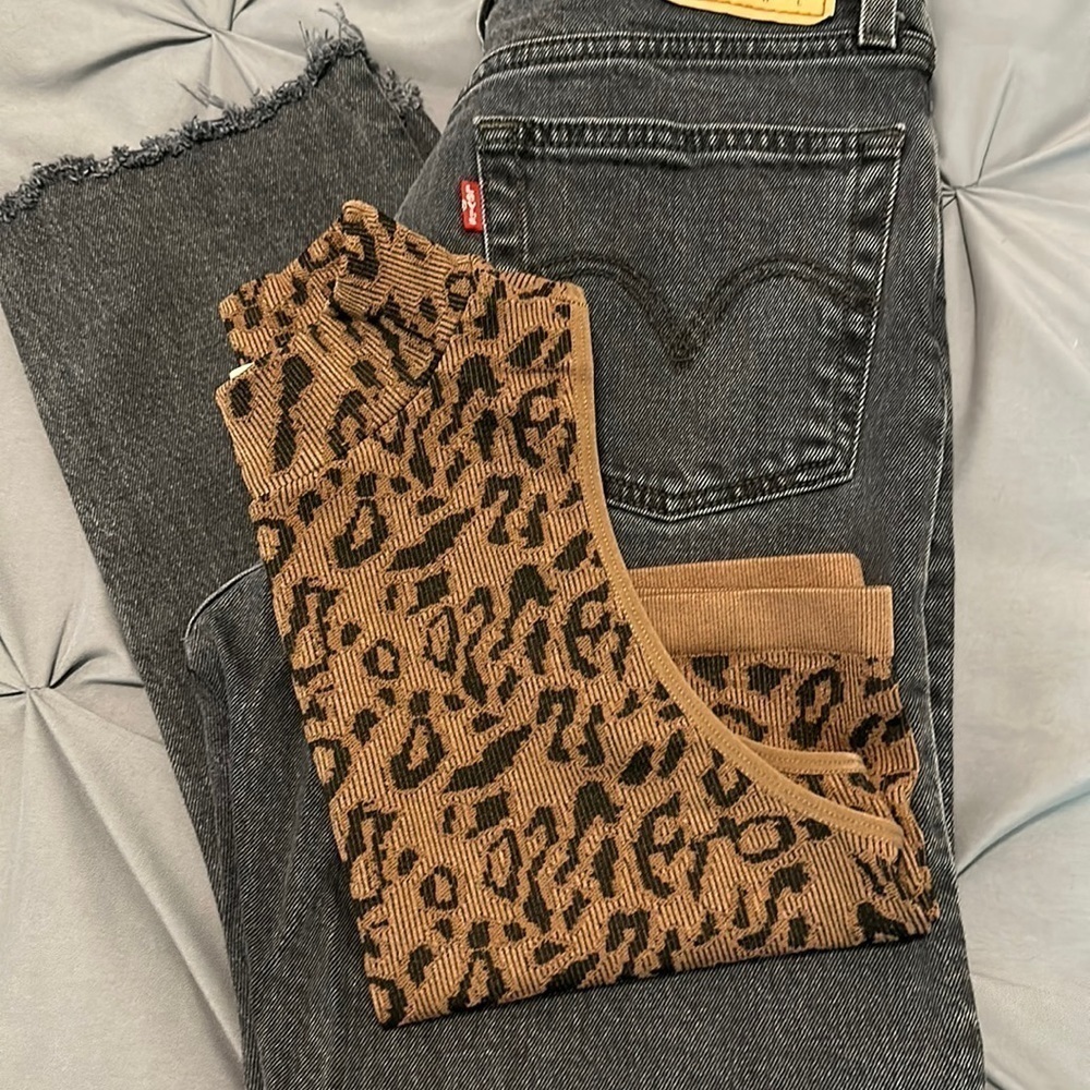 BOZZOLO Mock Neck Womens Crop Top - Picture 4 of 5
